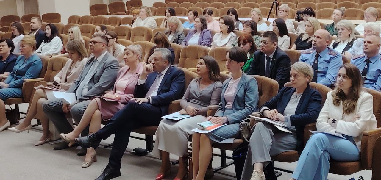Белстат представляет итоги масштабного обследования: взгляд на здоровье и положение женщин в семье